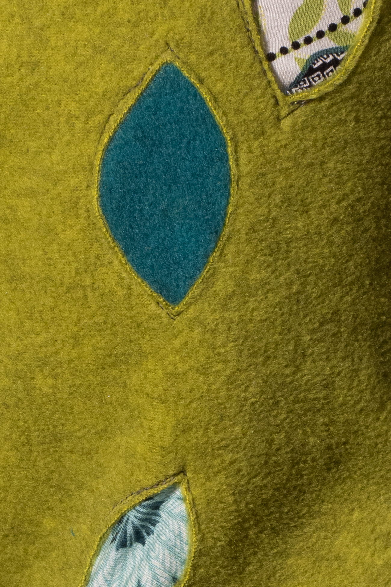 Détail cagoule lutin Détail cagoule lutin