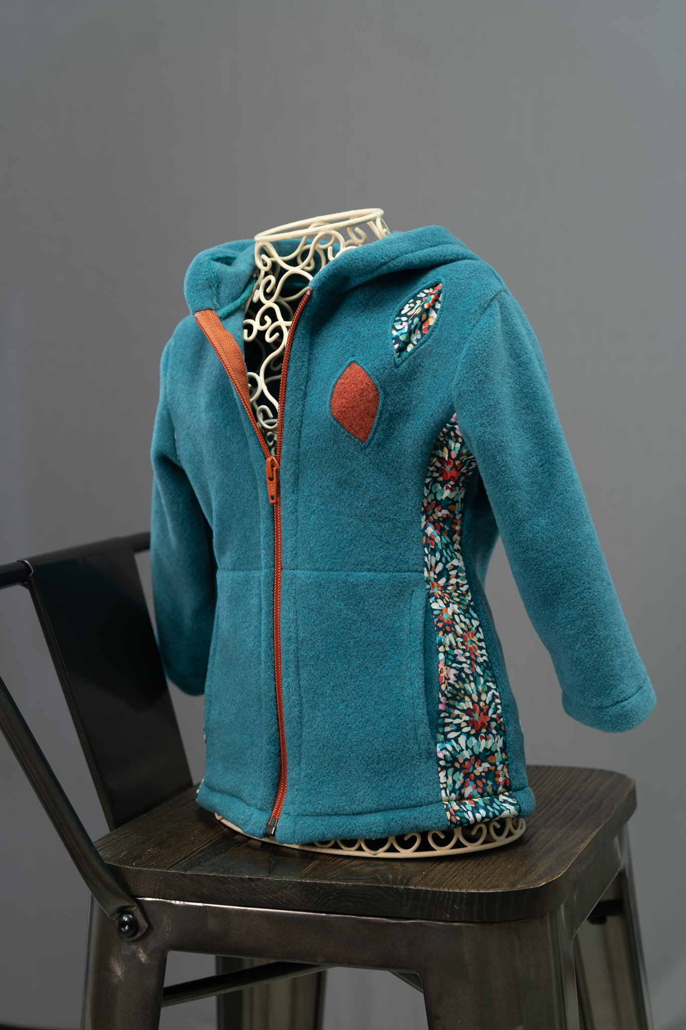 Veste polaire capucine