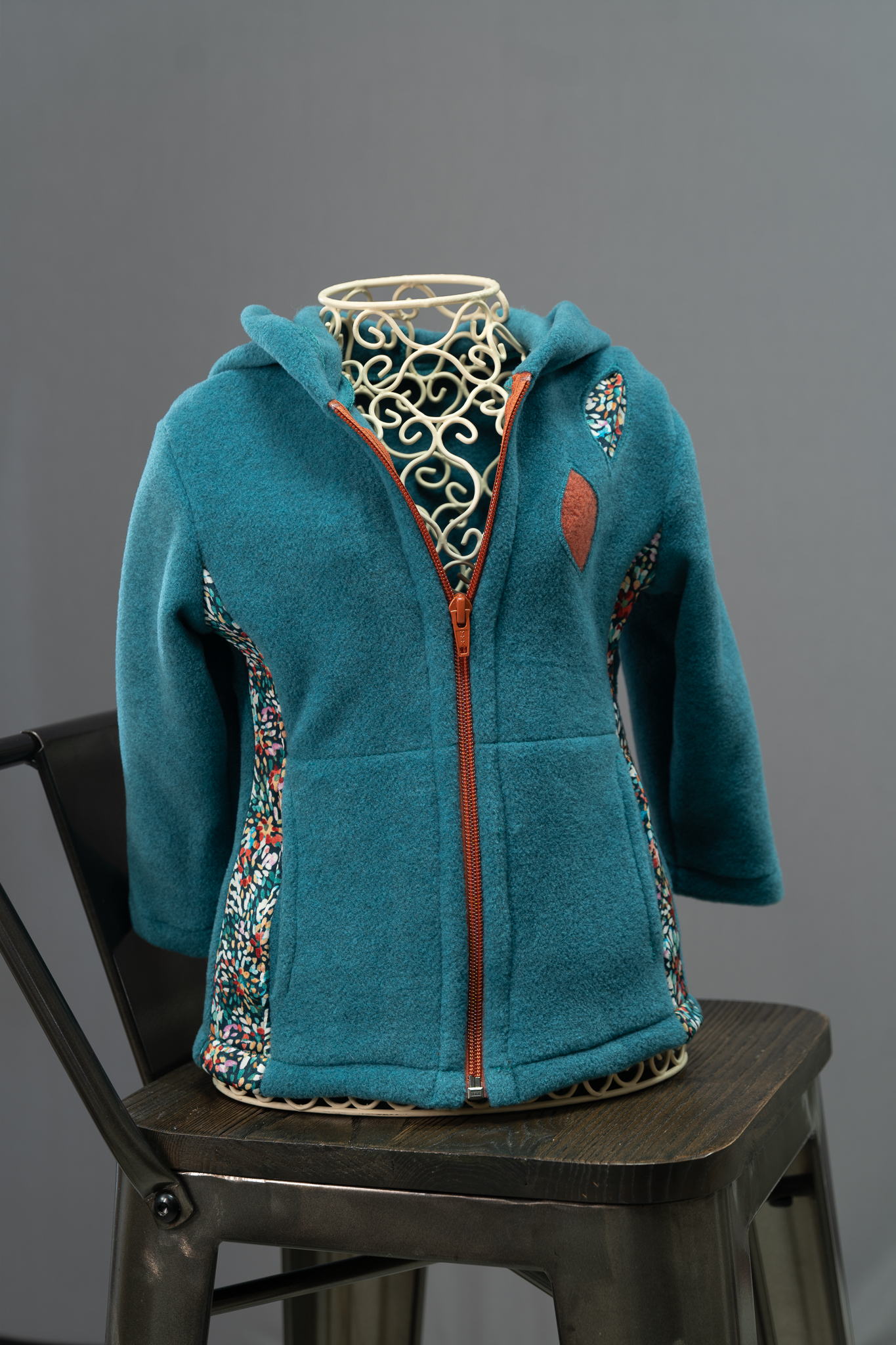 Veste polaire capucine