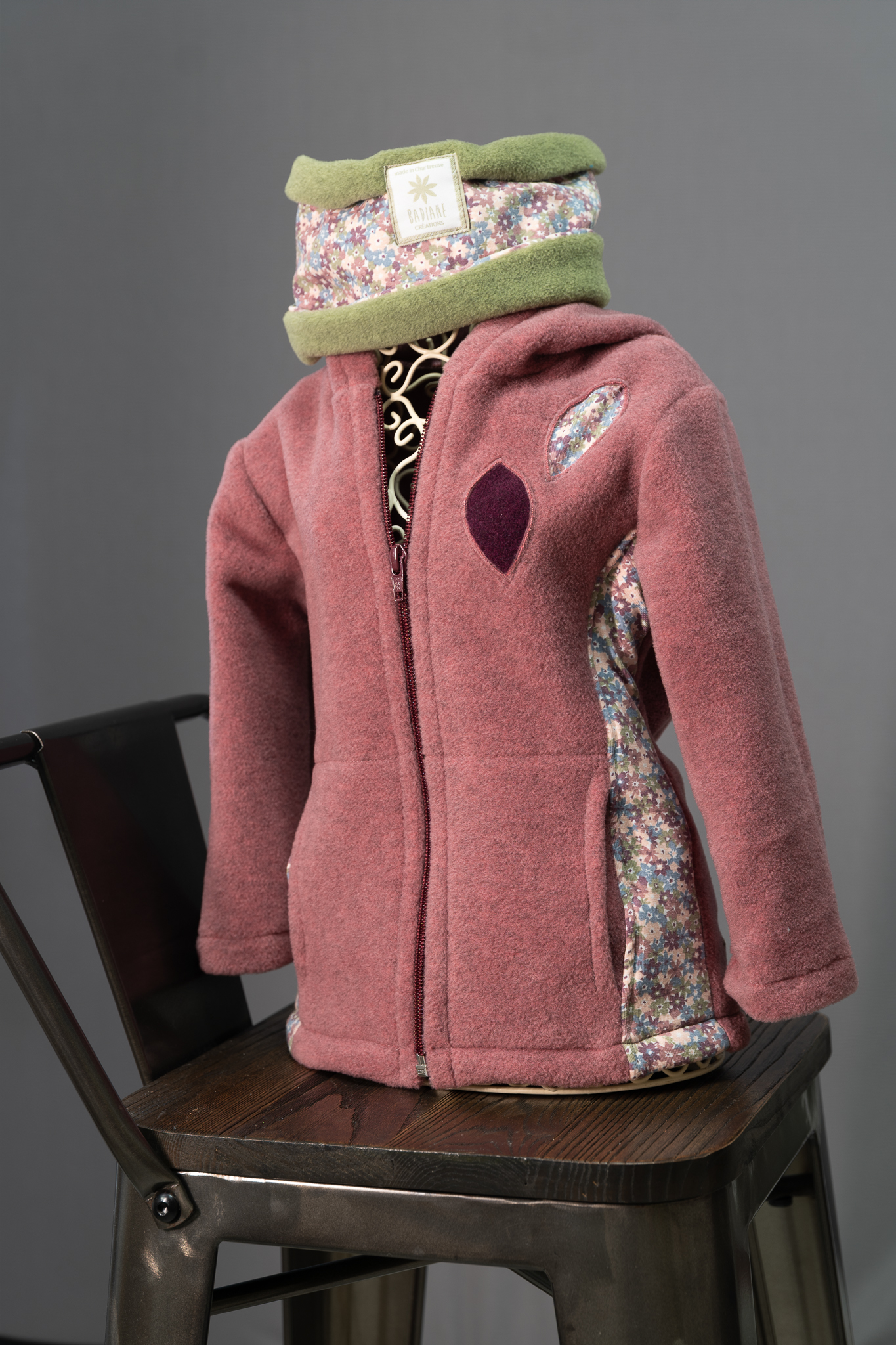 Veste polaire et cache-cou Vetse polaire et cache-cou