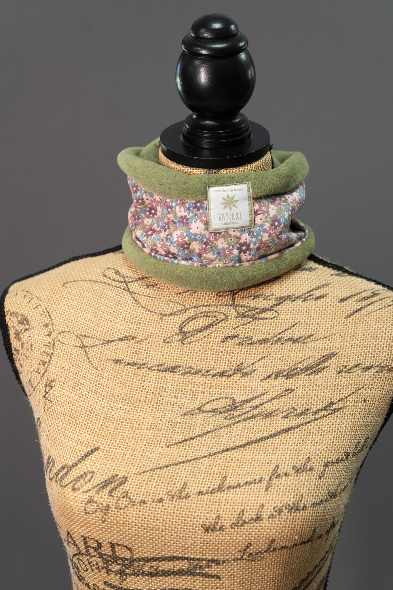 Cache-cou réversible Cache-cou réversible